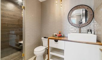 6 Reserve Ct, Amarillo, TX 79124