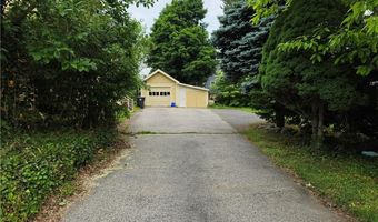 40 E Barrows St 2, Cumberland, RI 02864