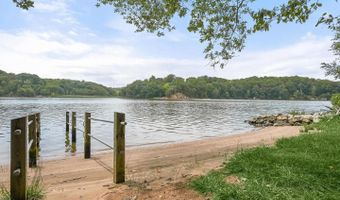 704 SYDNEY Ter, Annapolis, MD 21401