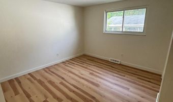 4900 Kresge Dr, Columbus, OH 43232