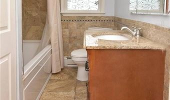32 Harrington Dr, Johnston, RI 02919