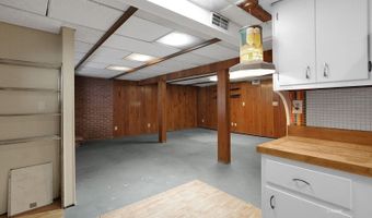 41 Briarwood Dr, Athens, OH 45701