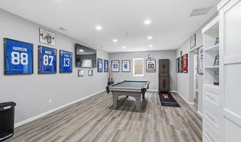 5306 Greyson Heights Dr, Auburn, IN 46706