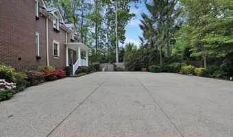 6907 BRADLEY Blvd, Bethesda, MD 20817