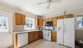 525 Willett Ave, East Providence, RI 02915