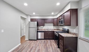 113 Roland Ave, Ballwin, MO 63021