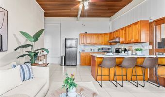 98-822 Kaamilo St, Aiea, HI 96701