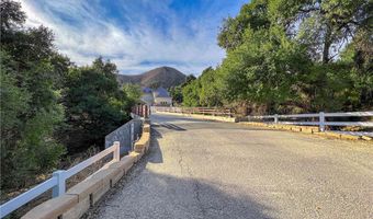 6467 Chesebro Rd, Agoura Hills, CA 91301
