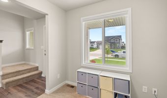 2720 21st St SW, Altoona, IA 50009