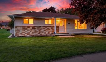 1214 E LINDBERGH St, Appleton, WI 54911