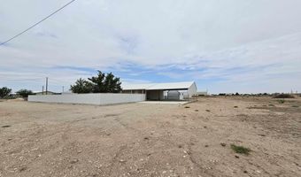 2028 Grayston Rd, Carlsbad, NM 88220