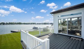 8213 Placid Waters Dr, Allendale, MI 49401