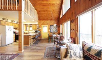 105 Pine Ln, Adirondack, NY 12808