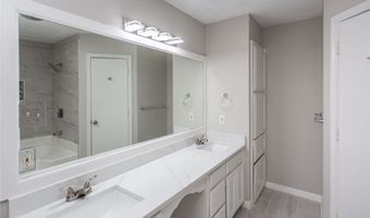 303 Shirley Dr, Alvarado, TX 76009
