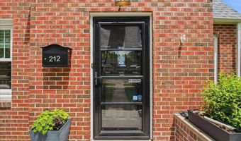 212 W 4TH Ave, Cheyenne, WY 82001