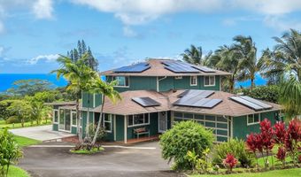 820 W Kuiaha Rd A, Haiku, HI 96708