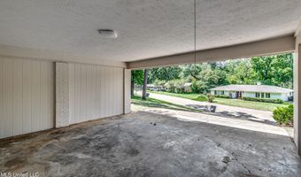 107 Woodgate Dr, Brandon, MS 39042