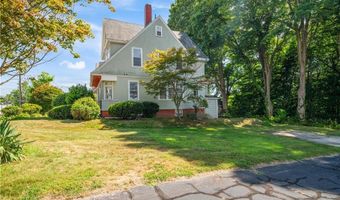 74 Highland St, Woonsocket, RI 02895