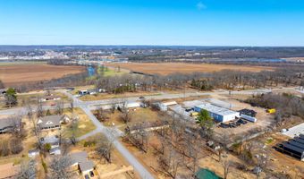 105 Chamblee Dr, Batesville, AR 72501