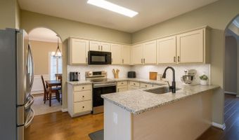612 PARK FOREST Ln, Alabaster, AL 35007