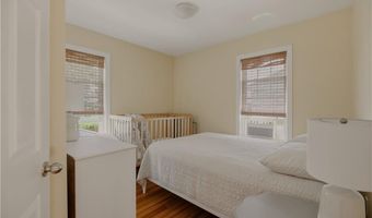 191 3rd St, Newport, RI 02840