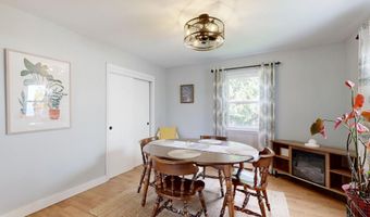 4 Arbania St, Auburn, ME 04210