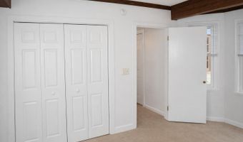 2 Wallace Rd, Beaufort, SC 29907