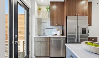 1130 COLONIAL Ave, Alexandria, VA 22314