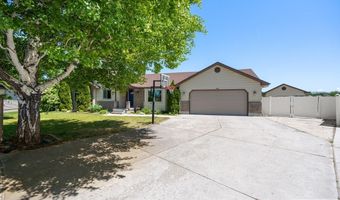5477 Barton Cir, Ammon, ID 83406
