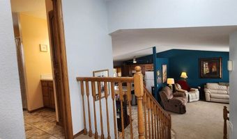 6707 Sonora Way, Bismarck, ND 58503