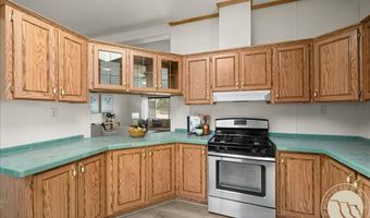 806 S Heights Ln, Billings, MT 59105