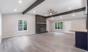 16 Amesbury Ln, Bella Vista, AR 72715