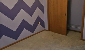 614 Bell Ct, Algona, IA 50511