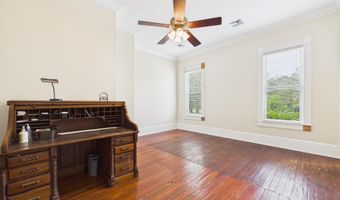 501 Fairview Ave, Abbeville, LA 70510