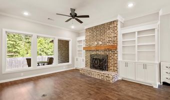 1465 Woolridge Drive Dr, Benton, AR 72019
