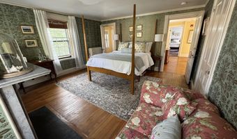 969 Washington St, Bath, ME 04530