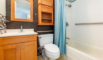 2211 Ala Wai Blvd 2504, Honolulu, HI 96815