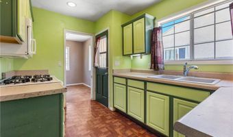1654 W 216th St, Torrance, CA 90501