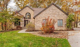 370 Wilcox Rd, Austintown, OH 44515