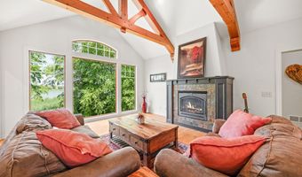 11668 E Laketowne Dr, Albertville, MN 55301
