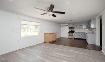 224 E WILLOW CREEK Dr, Amarillo, TX 79108