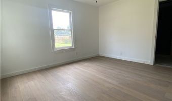 1204 Rose Dr, Alice, TX 78332