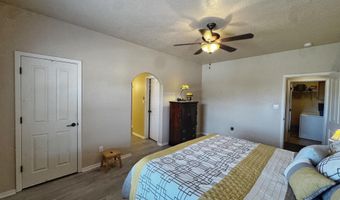 5317 Southfort Dr SW, Albuquerque, NM 87105