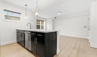 4226 7TH St NW 101, Washington, DC 20011