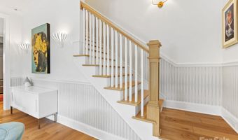 1614 Brook Rd, Charlotte, NC 28205