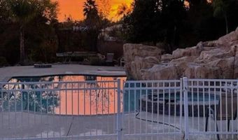 3196 Crystal Ct, Escondido, CA 92025