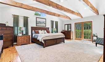 226 Tourtellot Hill Rd, Glocester, RI 02814