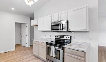 355 Oak Ridge Pkwy, Arnold, MO 63010