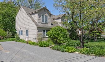 21 Bethpage Dr, Bethel, CT 06801
