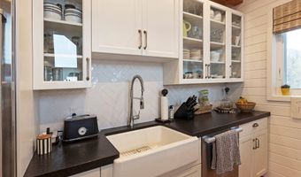14833 Sunburst Dr, Bigfork, MT 59911
